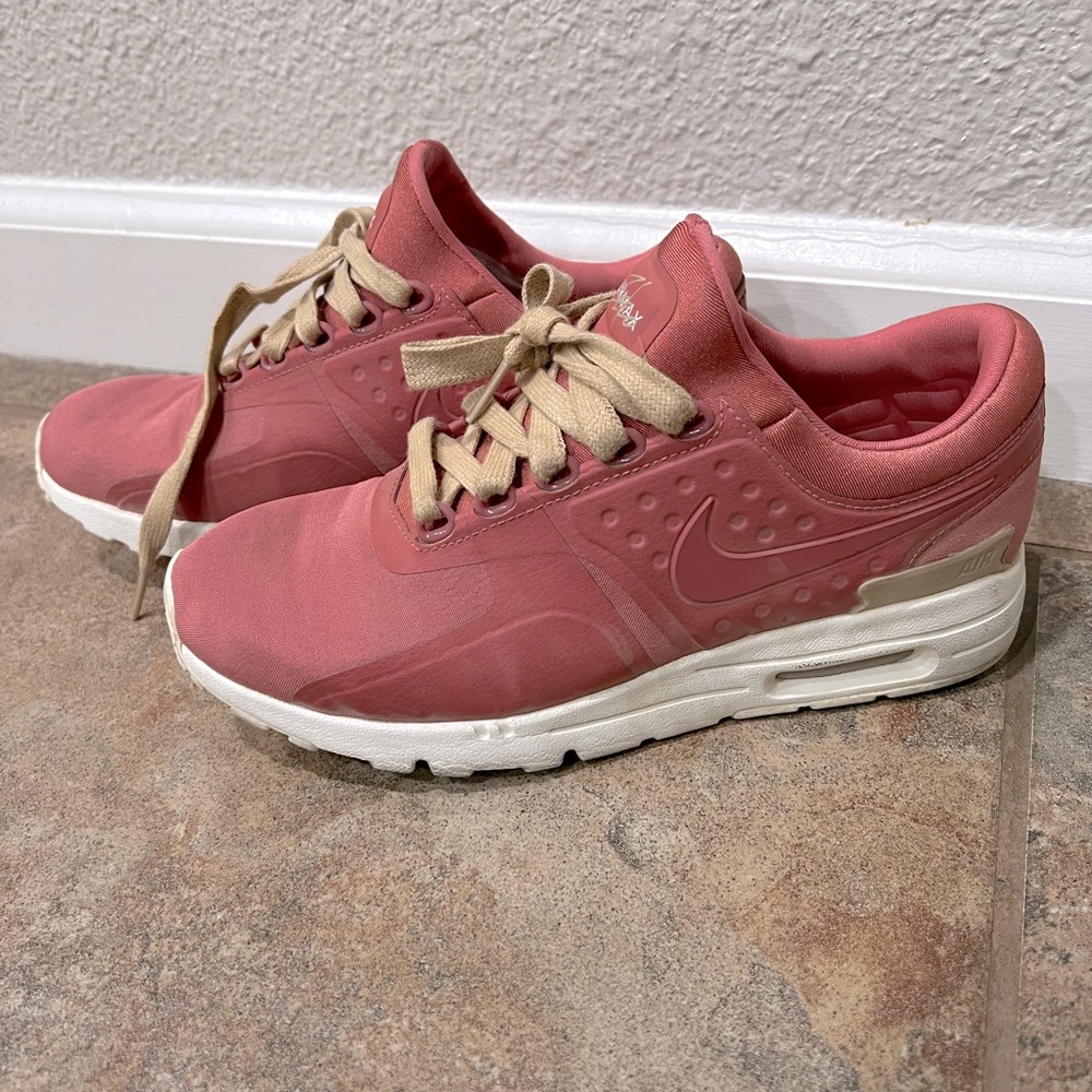 Nike air max size 7